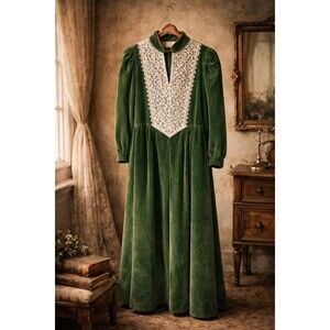 Vintage Neiman Marcus Green Velvet Maxi Dress Ruth Norman Lace Bib Petite S